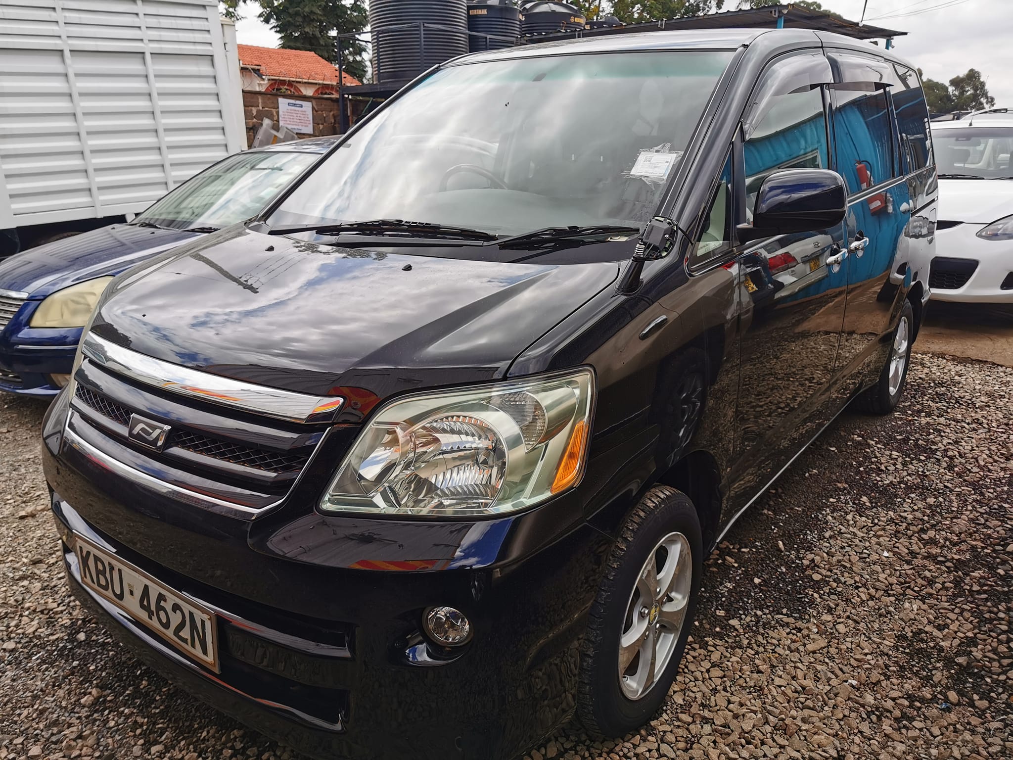Used 2006 Toyota Noah