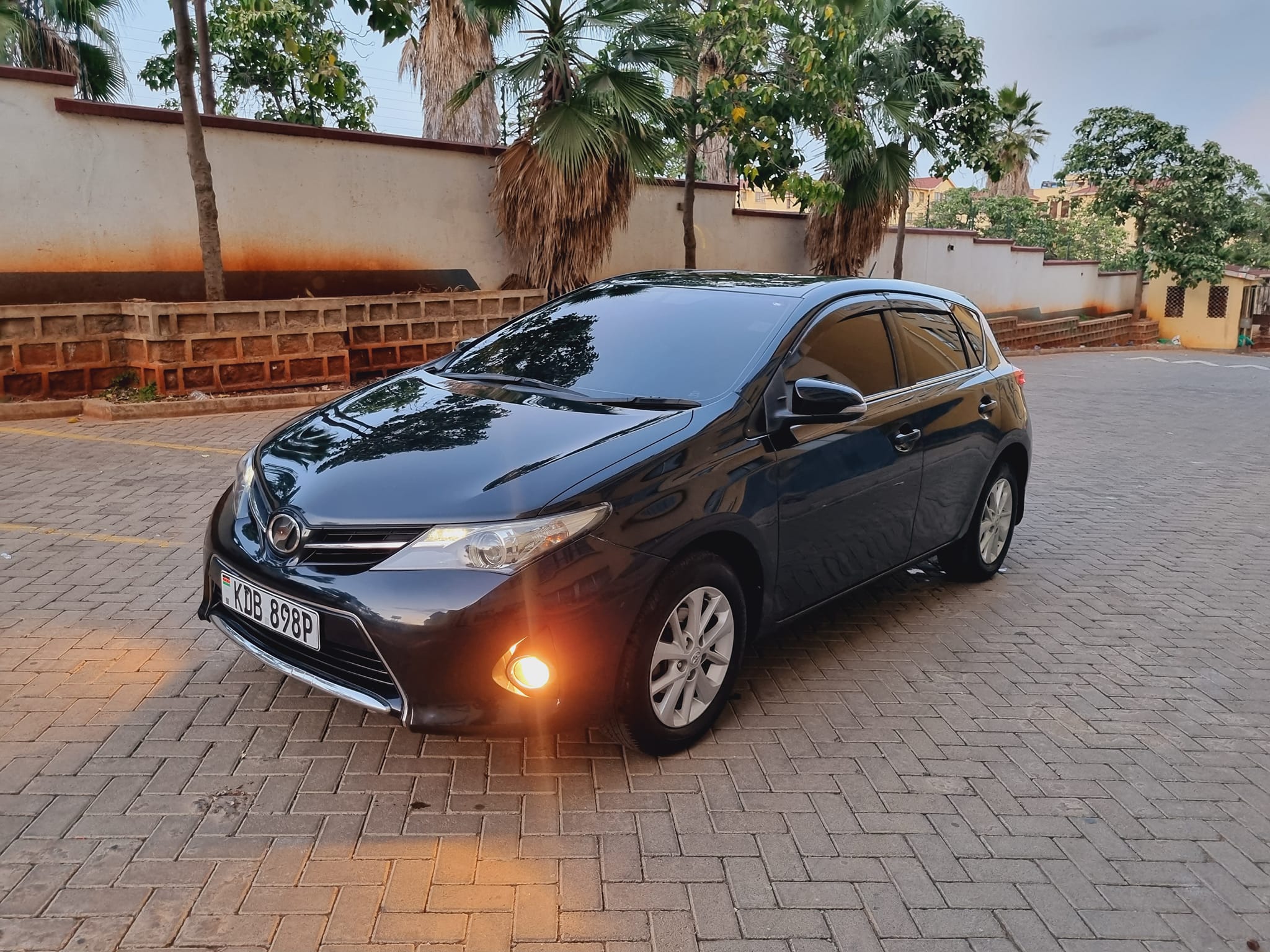 Used 2014 Toyota Auris