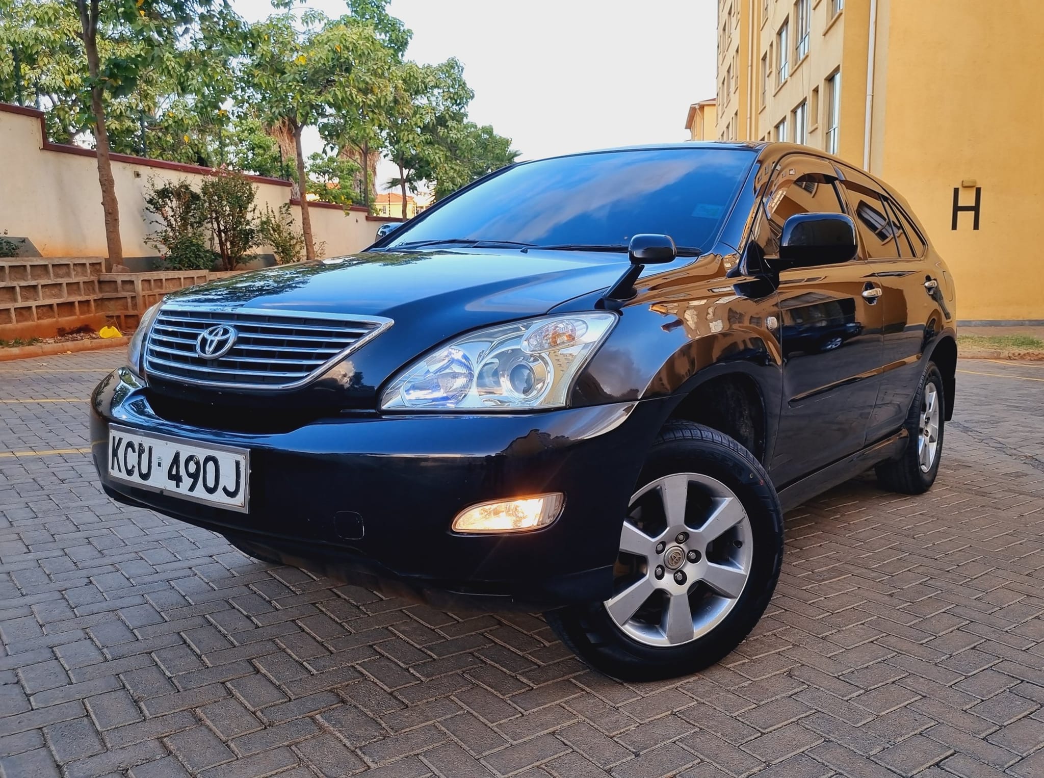 Used 2012 Toyota Harrier