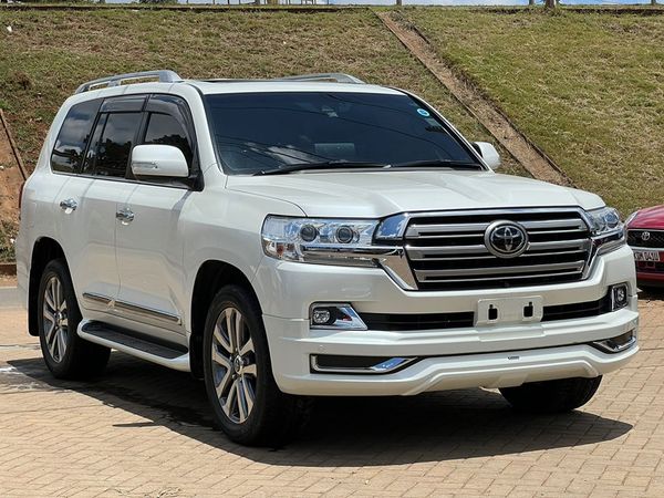 Used 2017 Toyota Land Cruiser LC200 ZX V8