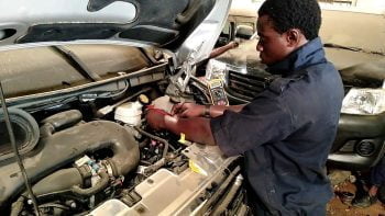 7 Reasons Why Your Car Shuts Off While Driving