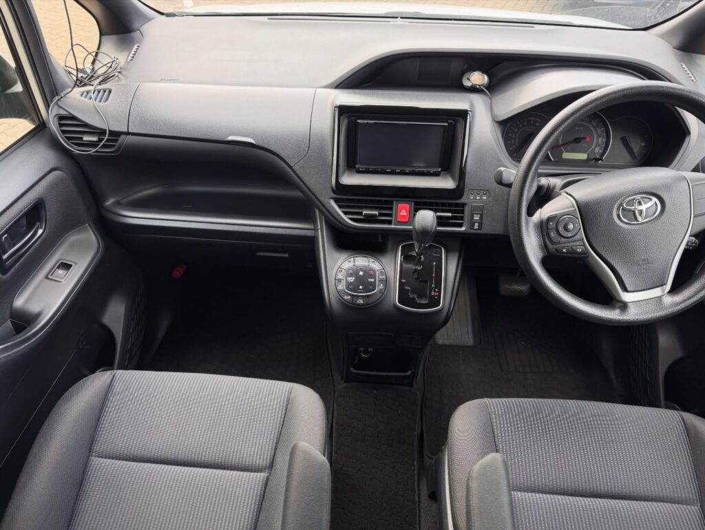 Foreign Used 2019 Toyota Noah